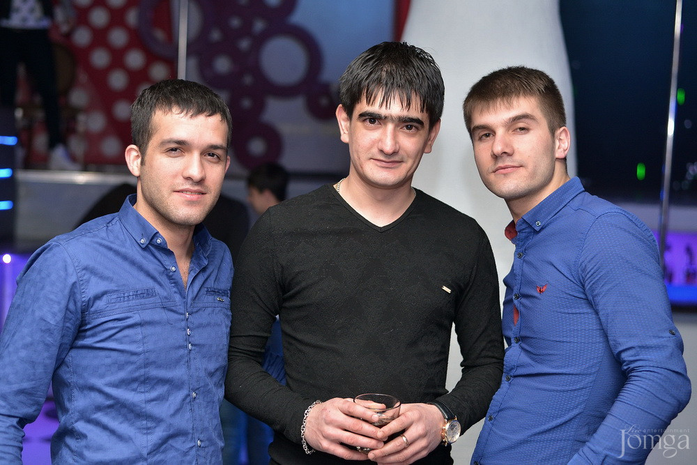 Фотография с Мокрая майка в Пятерочка