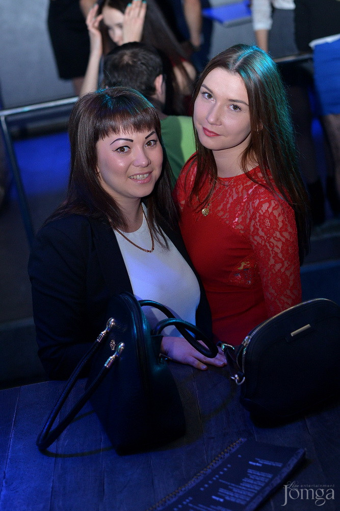 Фотография с Мокрая майка в Пятерочка