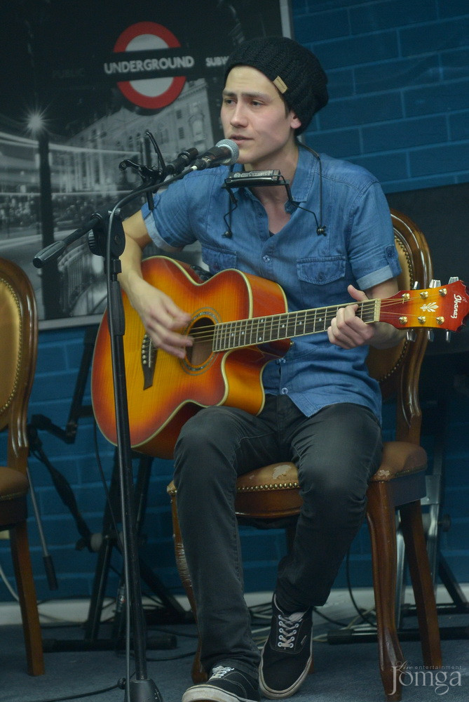 Фотография с Рок-бар "Лондон": АКУСТИКА в Пятерочка