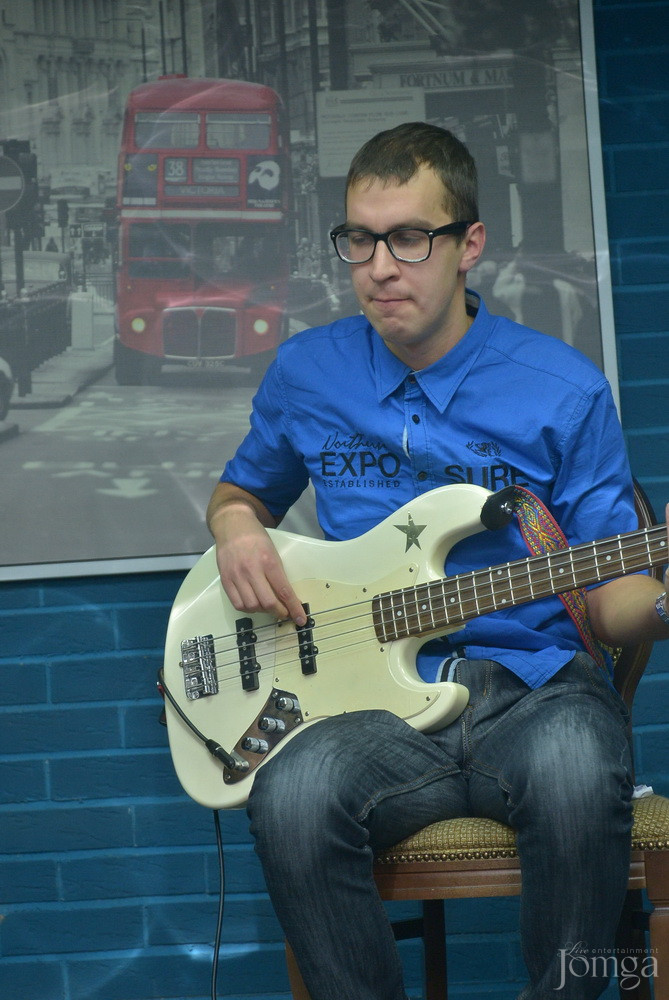 Фотография с Рок-бар "Лондон": АКУСТИКА в Пятерочка