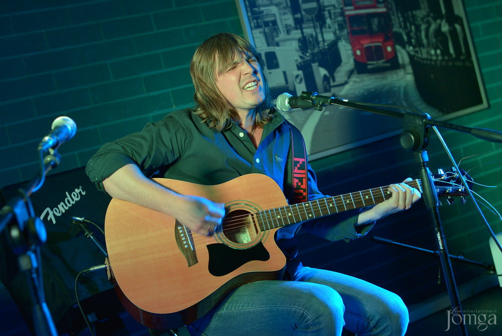 Фотография с Рок-бар "Лондон": АКУСТИКА в Пятерочка