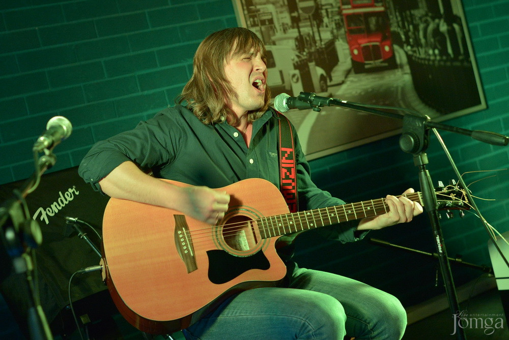 Фотография с Рок-бар "Лондон": АКУСТИКА в Пятерочка