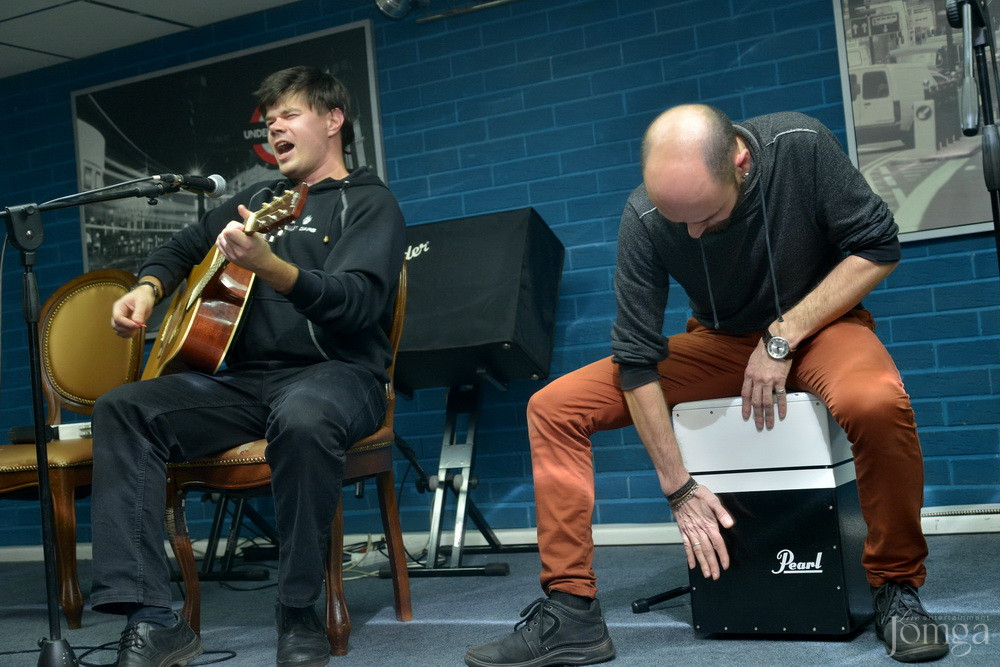 Фотография с Рок-бар "Лондон": АКУСТИКА в Пятерочка