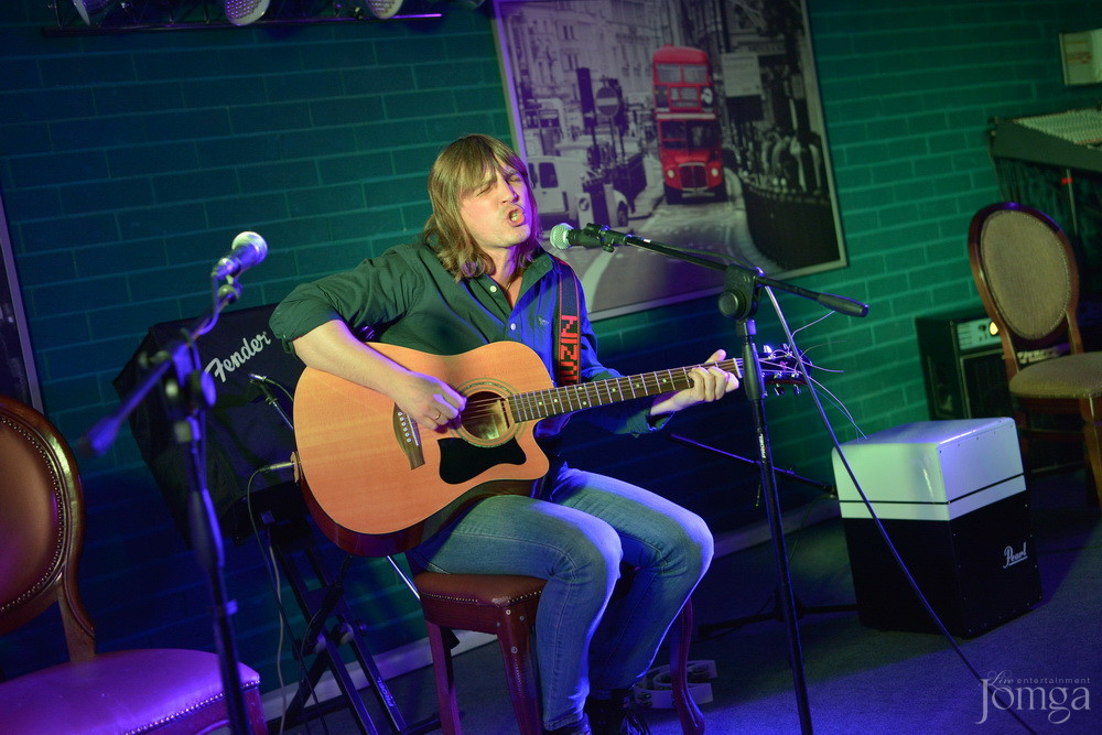 Фотография с Рок-бар "Лондон": АКУСТИКА в Пятерочка