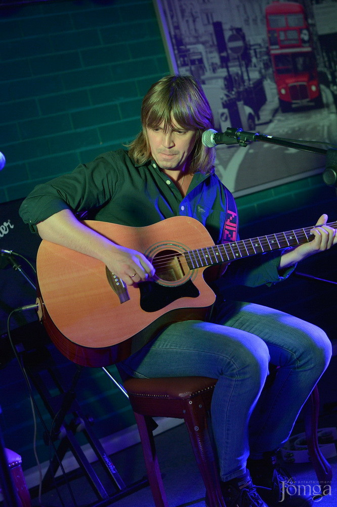 Фотография с Рок-бар "Лондон": АКУСТИКА в Пятерочка