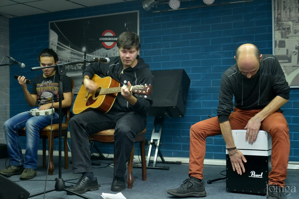 Фотография с Рок-бар "Лондон": АКУСТИКА в Пятерочка