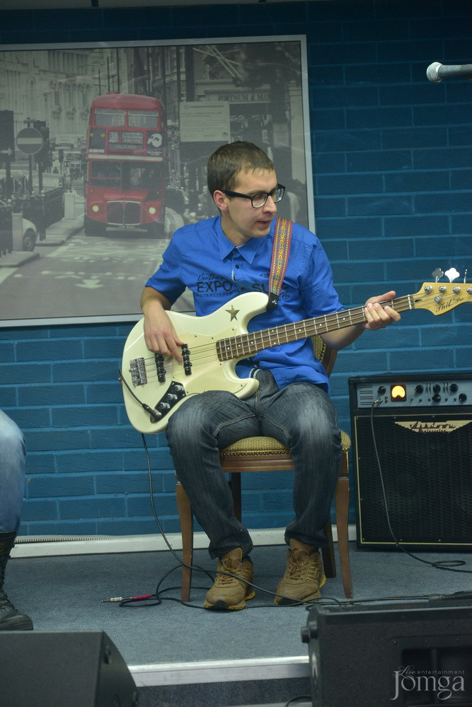 Фотография с Рок-бар "Лондон": АКУСТИКА в Пятерочка