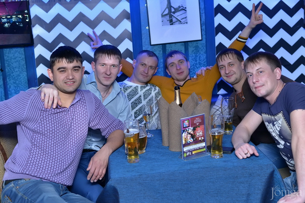 Фотография с Мокрая майка в Пятерочка