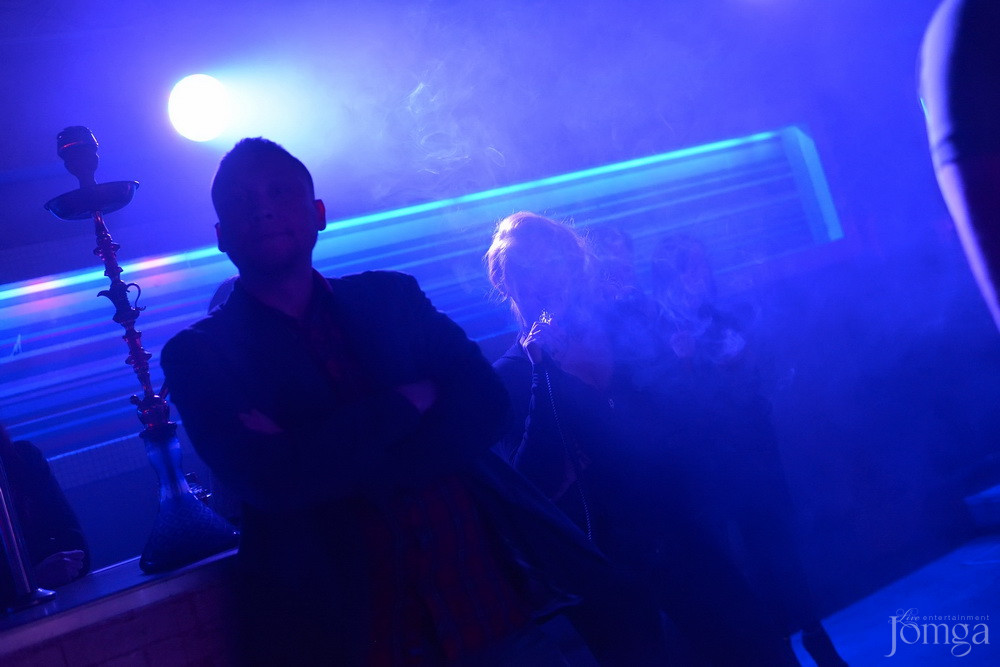 Фотография с Мокрая майка в Пятерочка