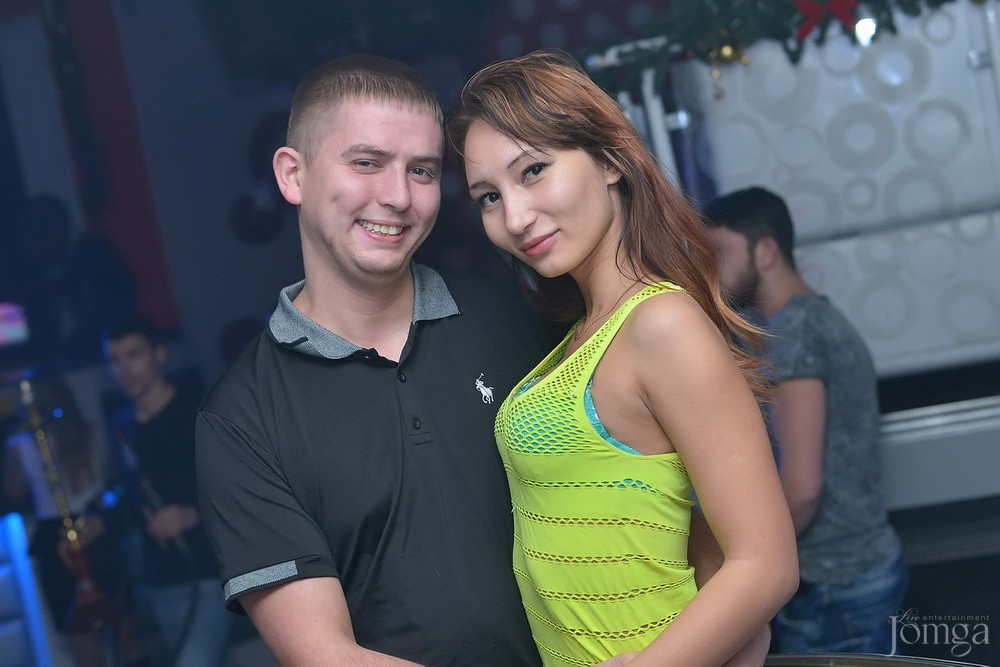 Фотография с Мокрая майка в Пятерочка