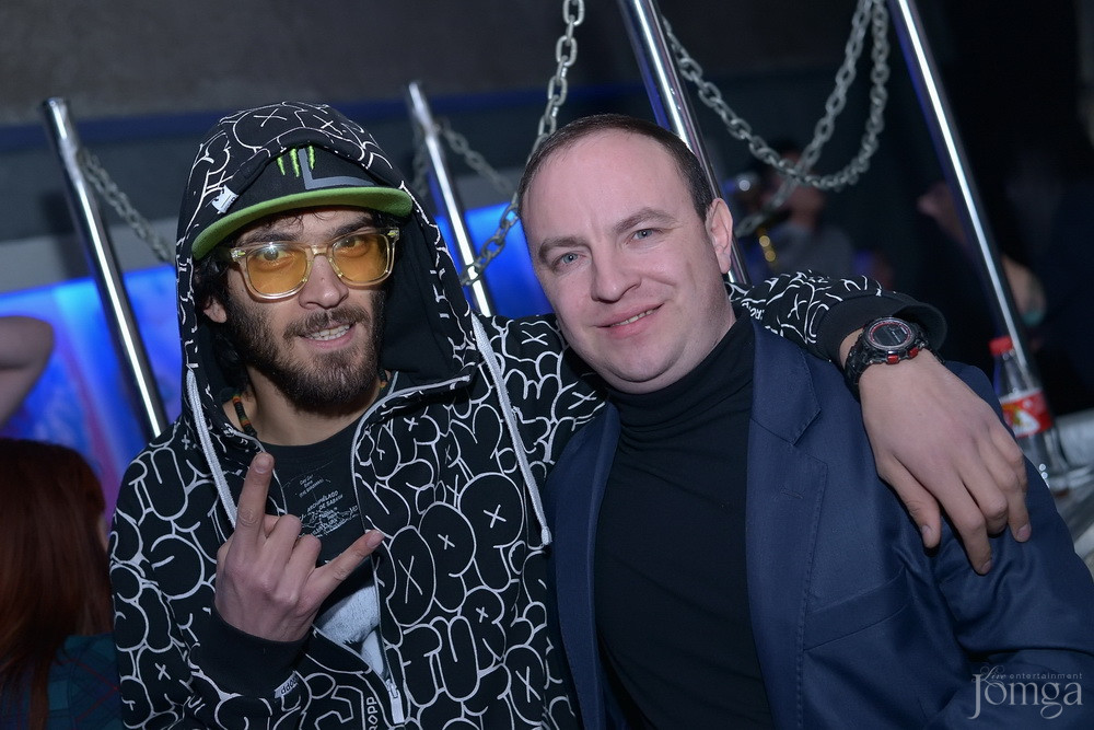 Фотография с Мокрая майка в Пятерочка