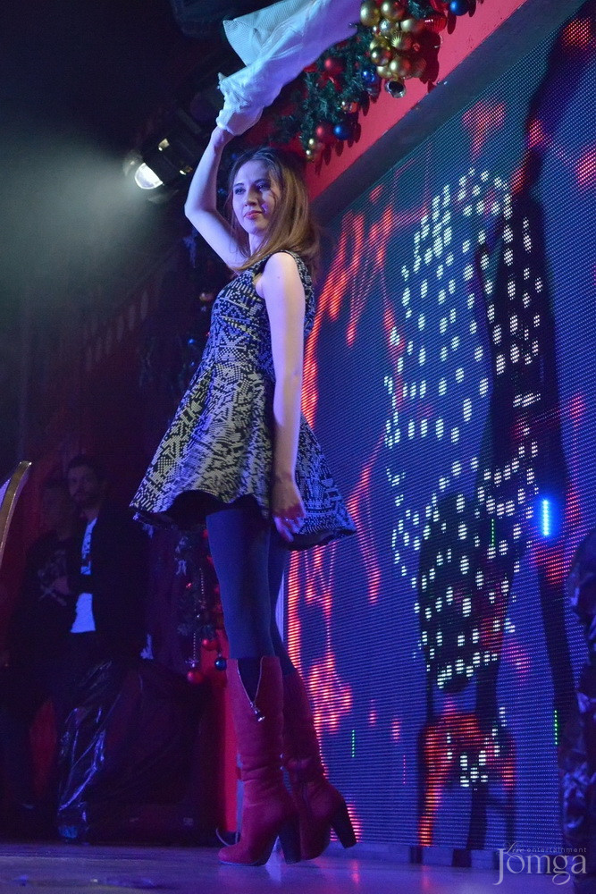 Фотография с Мокрая майка в Пятерочка