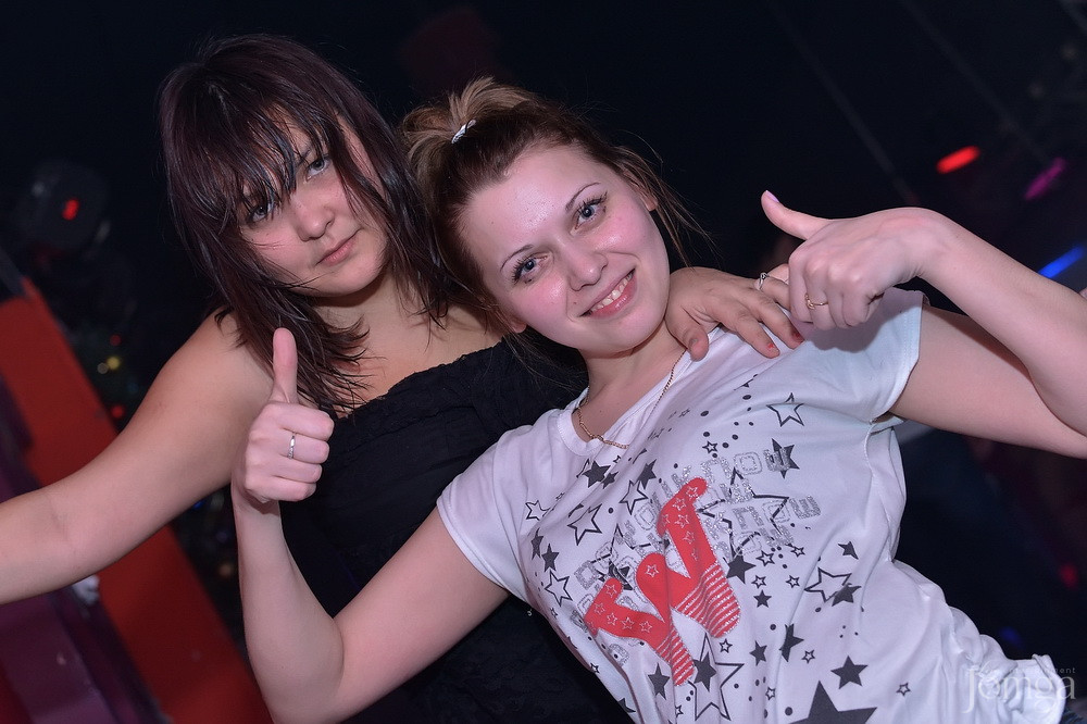 Фотография с Мокрая майка в Пятерочка