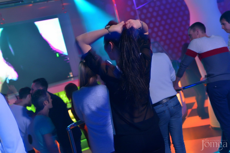 Фотография с Мокрая майка в Пятерочка