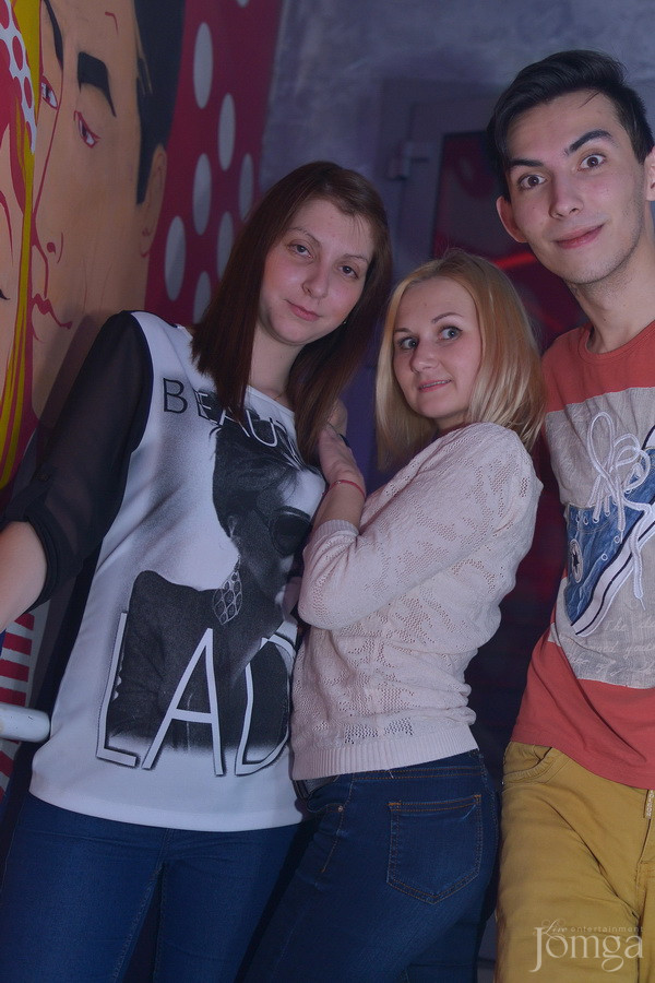 Фотография с Мокрая майка в Пятерочка