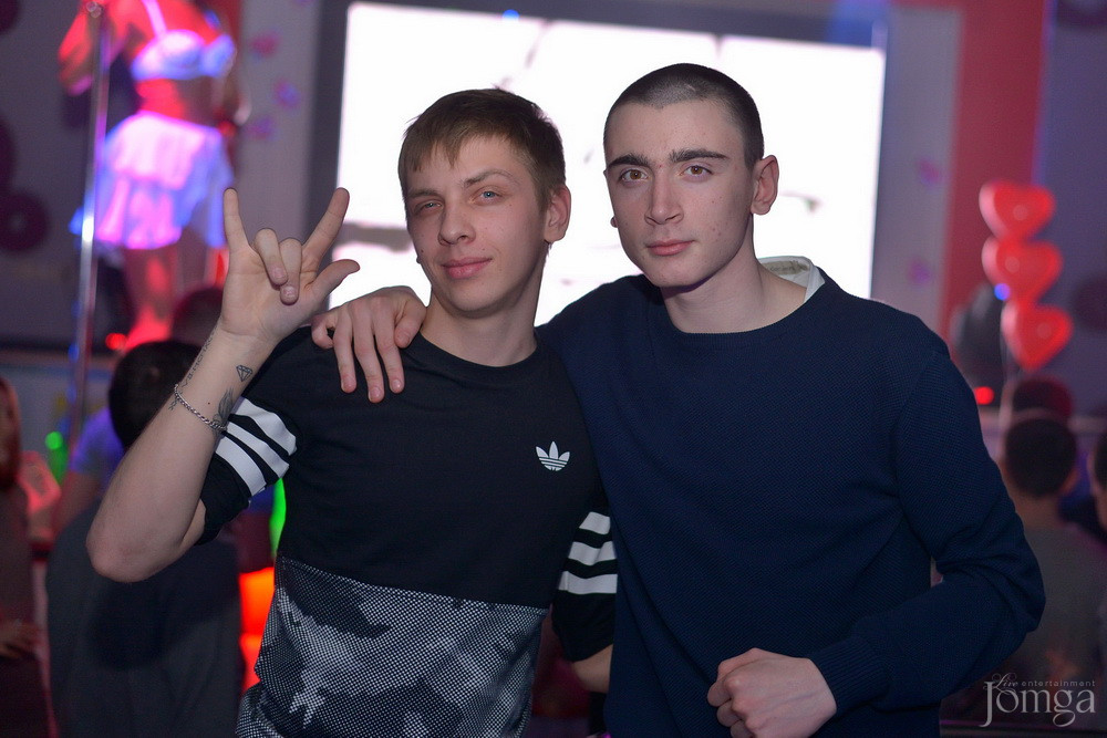 Фотография с Love is... в Пятерочка