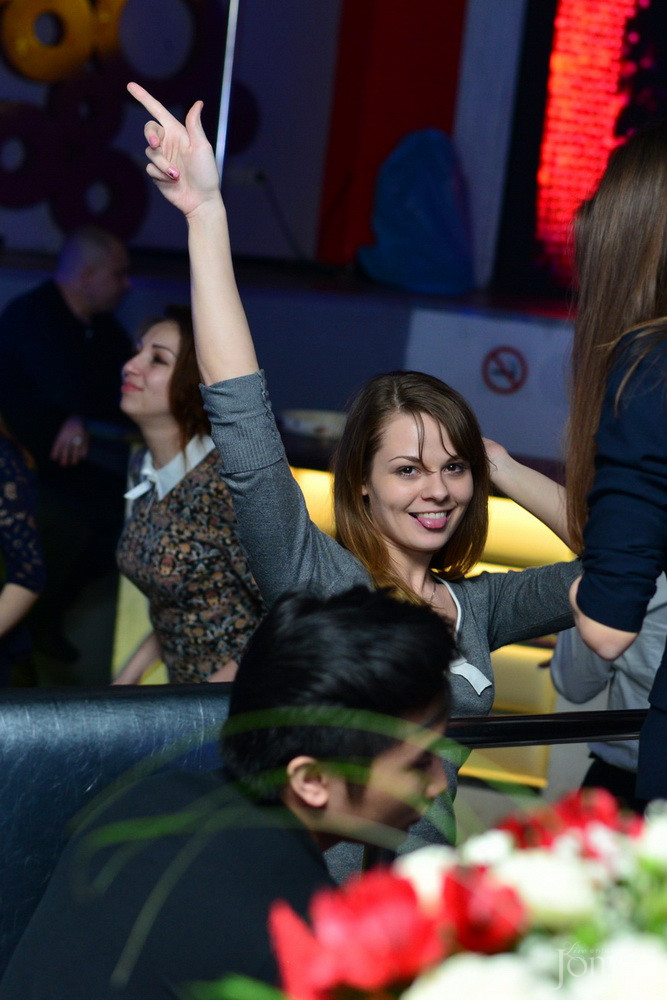 Фотография с Мокрая майка в Пятерочка