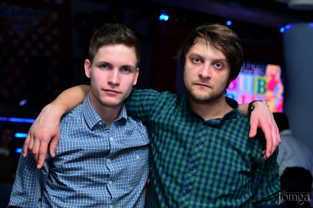 Фотография с Мокрая майка в Пятерочка