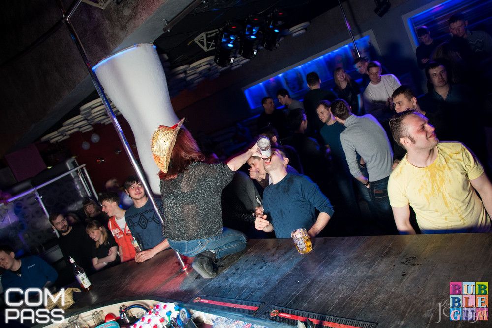 Фотография с 8.04. 2016 SALOON " WHITE HORSE". в Пятерочка