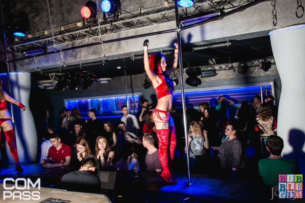 Фотография с 23.04.16 RED HOT ЛЕНИН PARTY. в Пятерочка