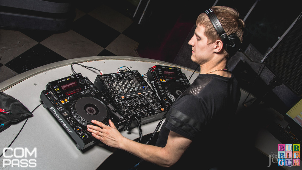 Фотография с 23.04.16 RED HOT ЛЕНИН PARTY. в Пятерочка