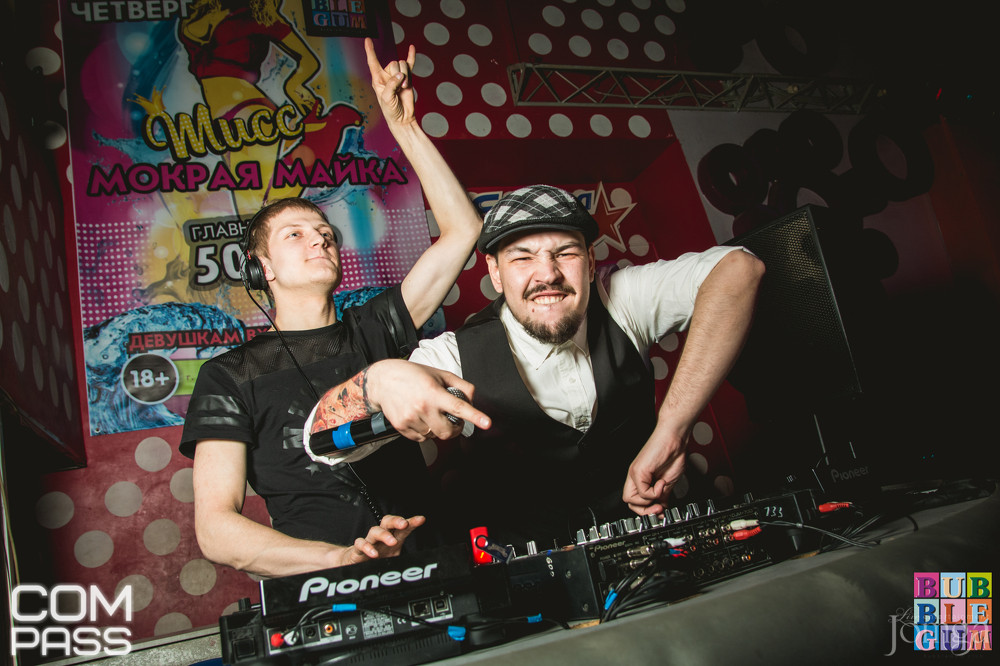 Фотография с 23.04.16 RED HOT ЛЕНИН PARTY. в Пятерочка