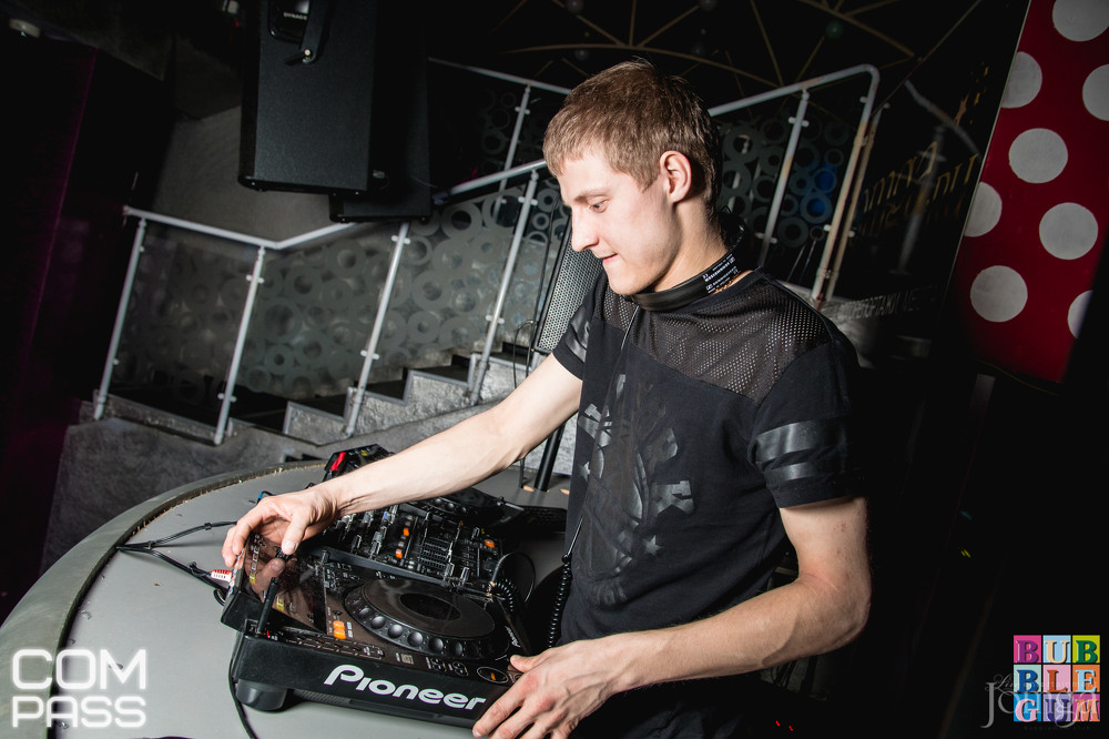 Фотография с 23.04.16 RED HOT ЛЕНИН PARTY. в Пятерочка