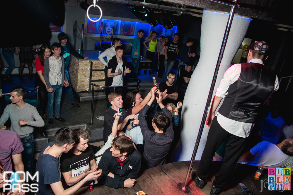 Фотография с 23.04.16 RED HOT ЛЕНИН PARTY. в Пятерочка