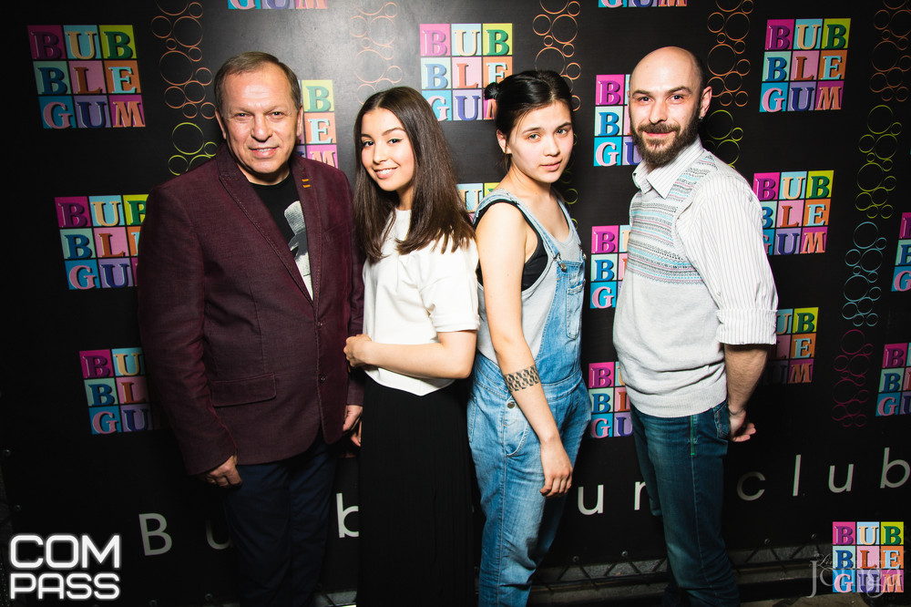 Фотография с THE FRIENDS 16.04.16 в Пятерочка