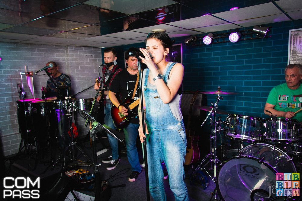 Фотография с THE FRIENDS 16.04.16 в Пятерочка