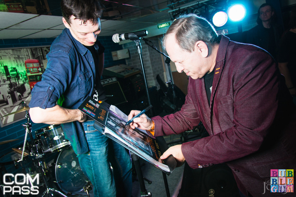 Фотография с THE FRIENDS 16.04.16 в Пятерочка