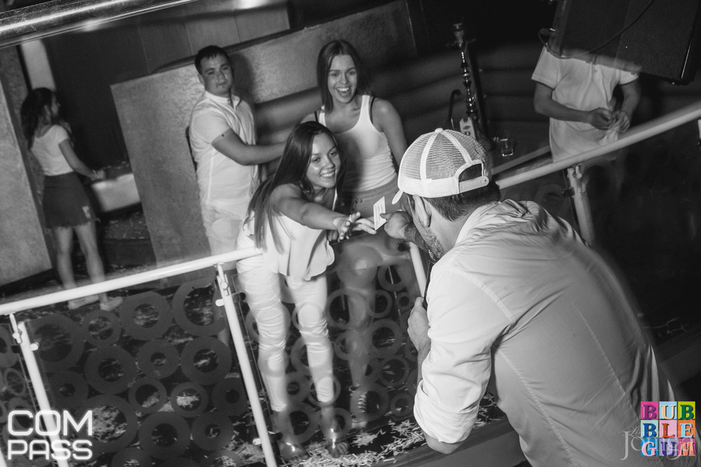 Фотография с БЕЛОСНЕЖНАЯ НОЧЬ 18.06.16 в Пятерочка