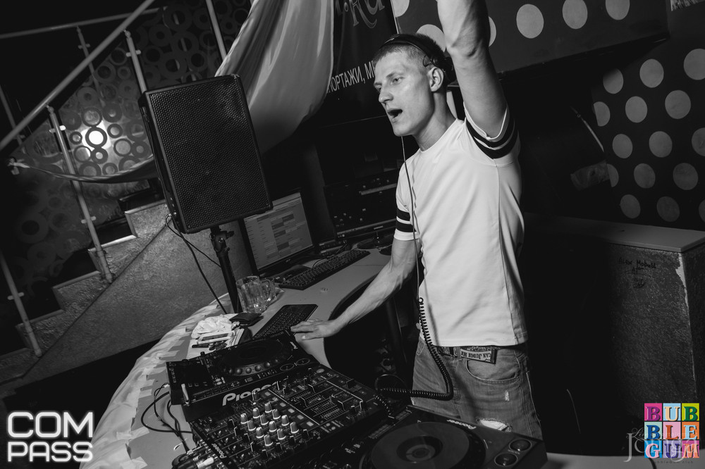 Фотография с БЕЛОСНЕЖНАЯ НОЧЬ 18.06.16 в Пятерочка