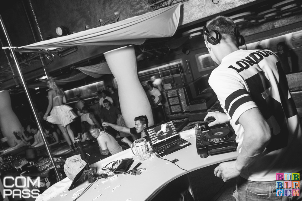 Фотография с БЕЛОСНЕЖНАЯ НОЧЬ 18.06.16 в Пятерочка