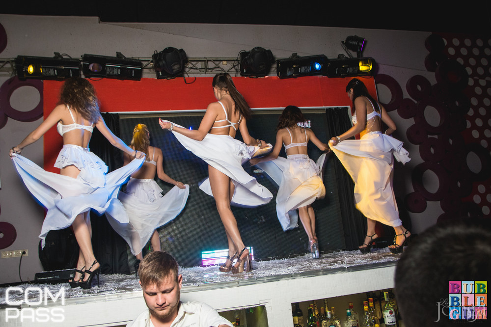 Фотография с БЕЛОСНЕЖНАЯ НОЧЬ 18.06.16 в Пятерочка