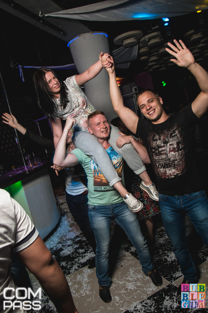 Фотография с БЕЛОСНЕЖНАЯ НОЧЬ 18.06.16 в Пятерочка