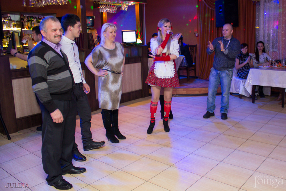 Фотография с День пивных животиков в Дубай