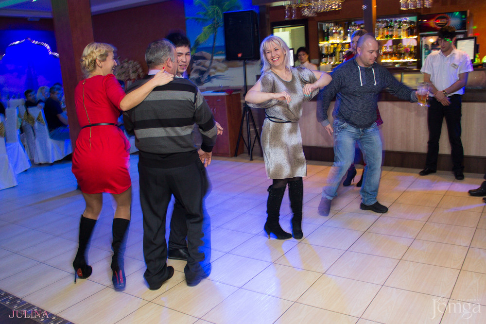 Фотография с День пивных животиков в Дубай