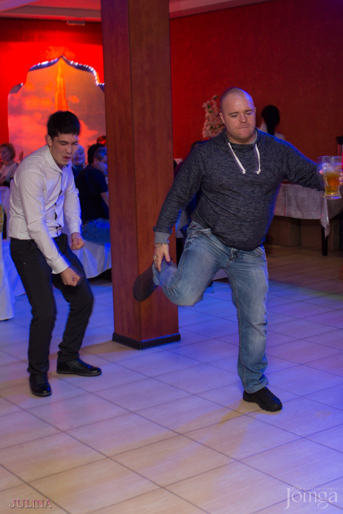 Фотография с День пивных животиков в Дубай