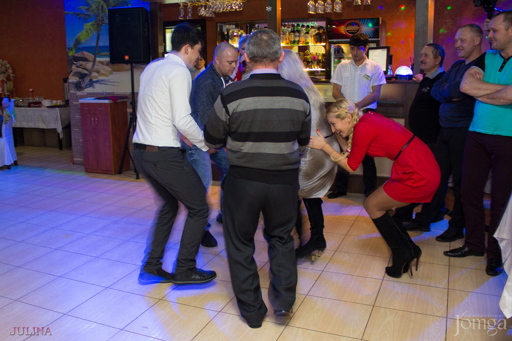 Фотография с День пивных животиков в Дубай