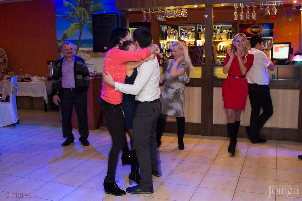 Фотография с День пивных животиков в Дубай