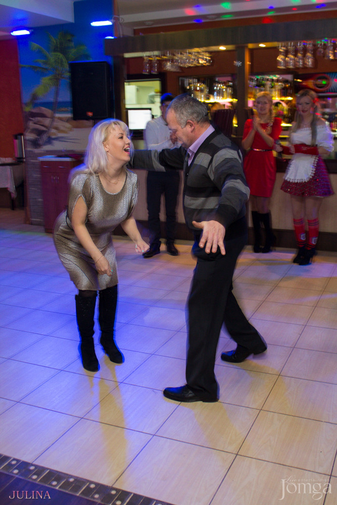 Фотография с День пивных животиков в Дубай