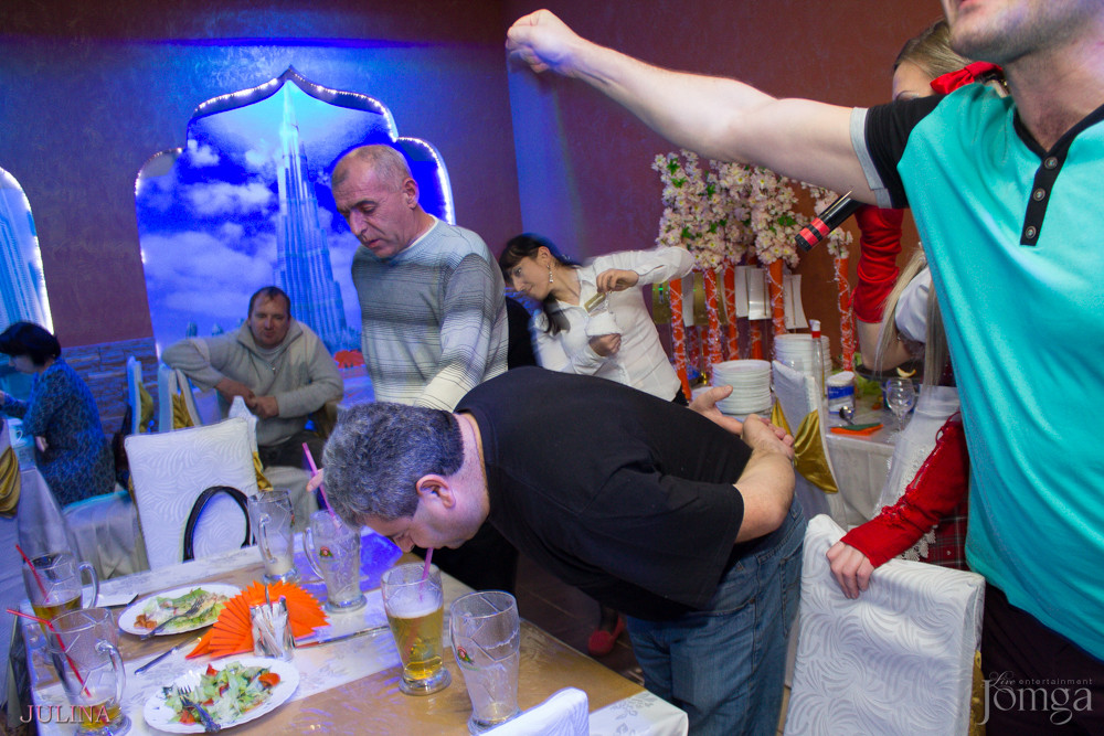 Фотография с День пивных животиков в Дубай