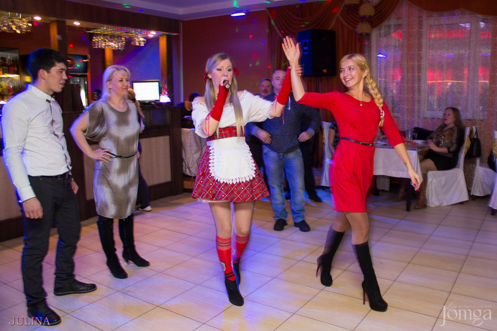 Фотография с День пивных животиков в Дубай