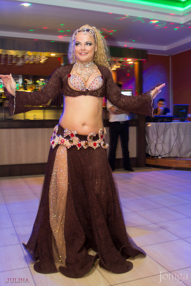 Фотография с День пивных животиков в Дубай