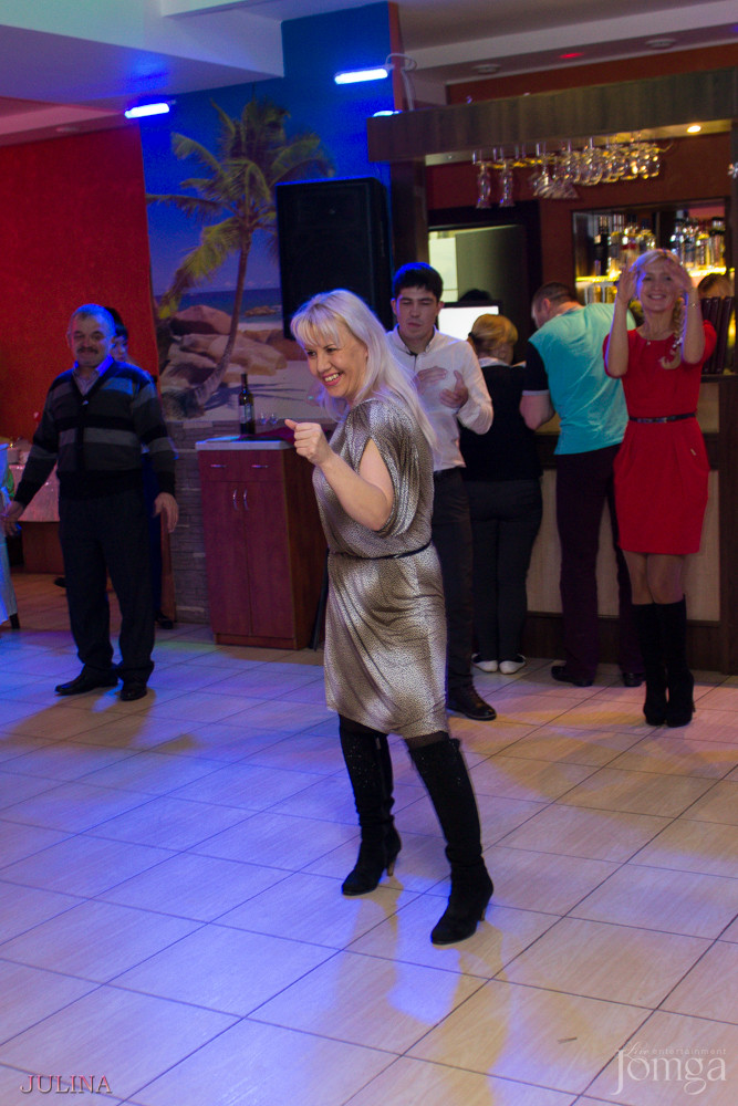 Фотография с День пивных животиков в Дубай