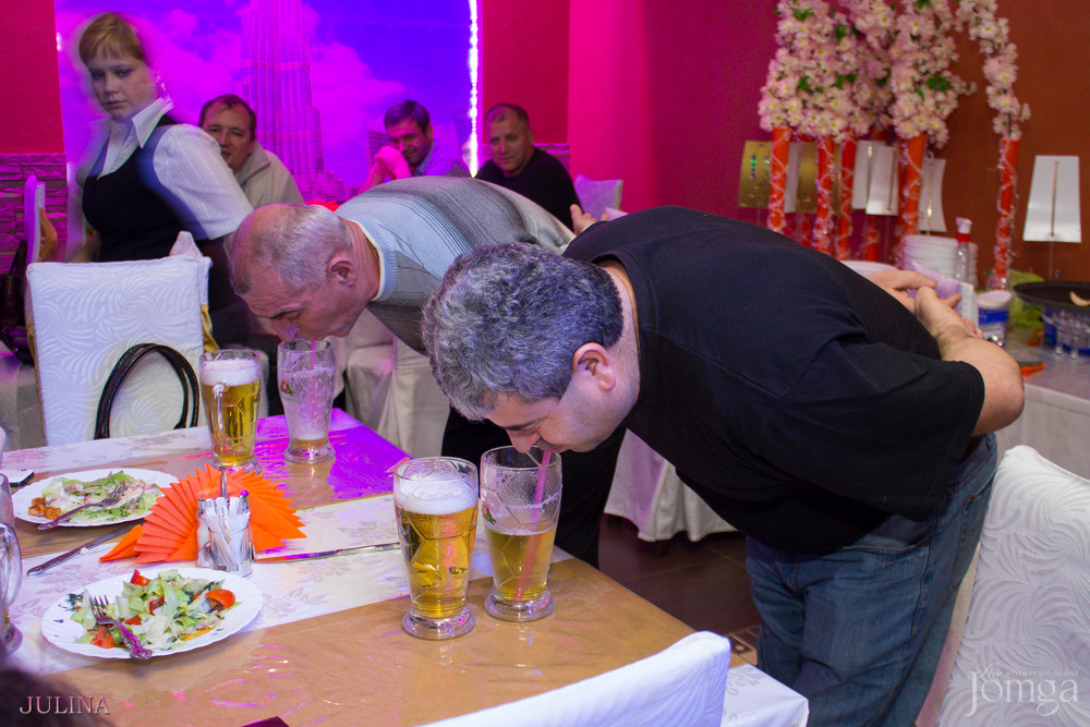 Фотография с День пивных животиков в Дубай