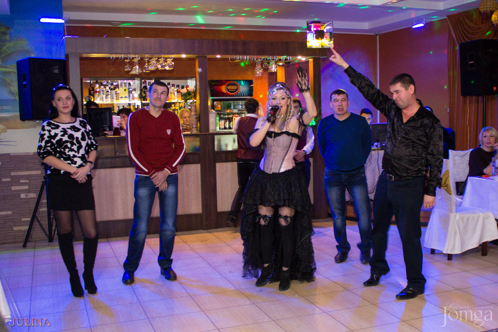 Фотография с Мулен Руж в Дубай