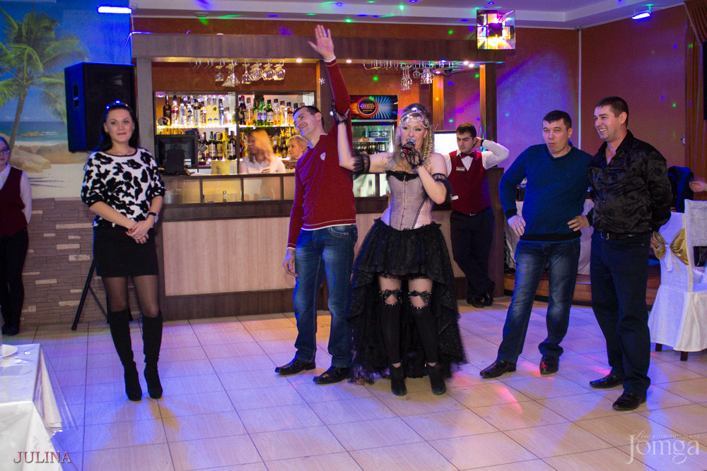 Фотография с Мулен Руж в Дубай