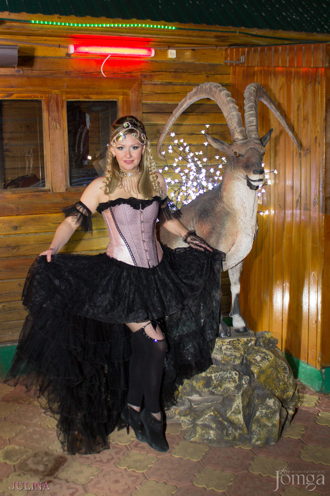 Фотография с Мулен Руж в Дубай